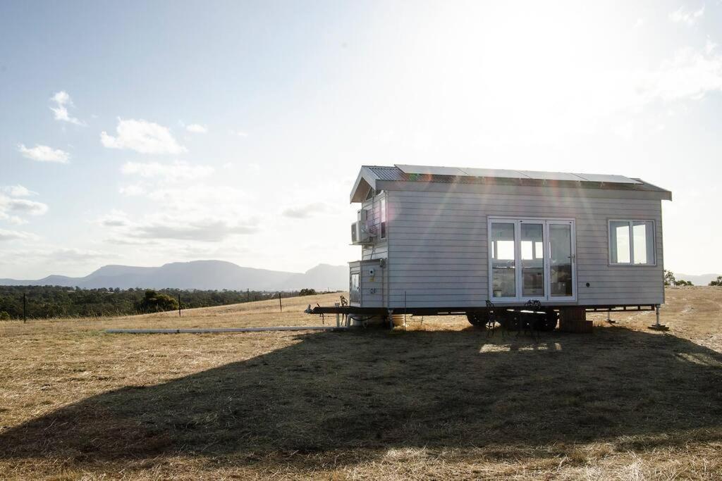 Hounds Run Vineyard - Tiny House In The Grampians Villa Great Western Exterior photo